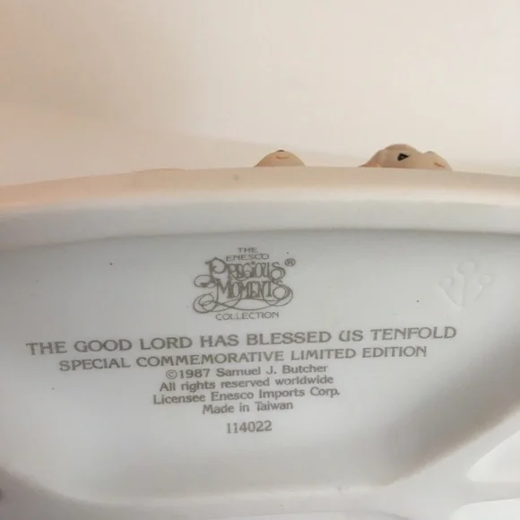 Precious Moments - Picture 2 of 2